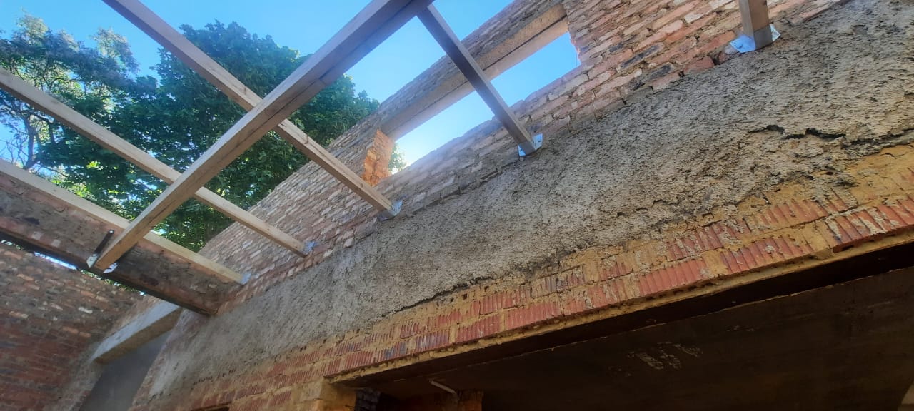 Structure supports and wall ties